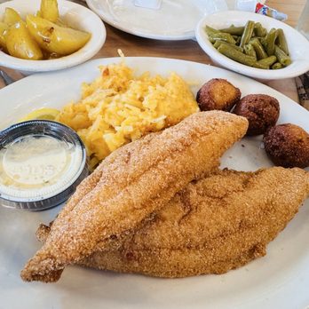 Cracker Barrel Old Country Store - Southern Near Me - Orlando, Florida