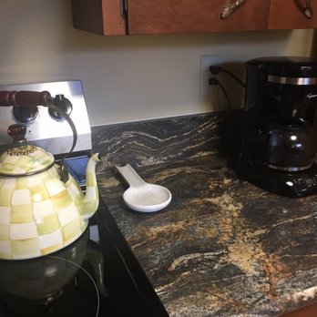 Precision Countertops - Countertop Installation Near Me - Kent, Washington Precision Countertops - Countertop Installation Near Me - Kent, Washington