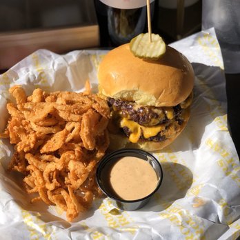 Rogers Roundhouse - Roundhouse Burger with Onion Strings - Beer Gardens Near Me - Fort Worth, Texas