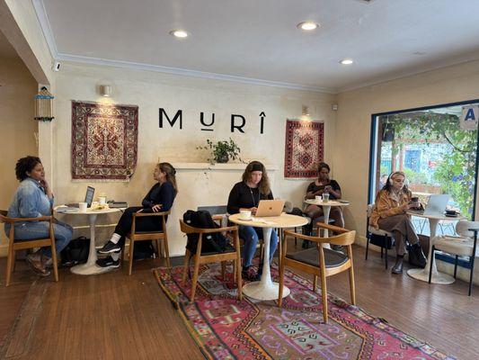 Muri I Coffee & Cake by null