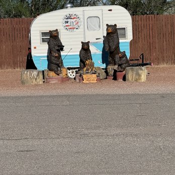 USA RV Park - At the office - RV Parks Near Me - Gallup, New Mexico USA RV Park - At the office - RV Parks Near Me - Gallup, New Mexico