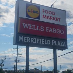Merrifield Plaza