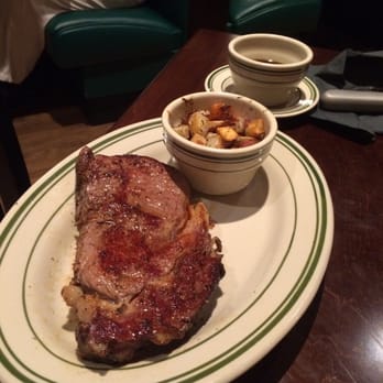 Willie Sue's - Prime Rib 19 oz with rosemary thyme red potatoes; delicious! - Bars Near Me - Sumter, South Carolina Willie Sue's - Prime Rib 19 oz with rosemary thyme red potatoes; delicious! - Bars Near Me - Sumter, South Carolina