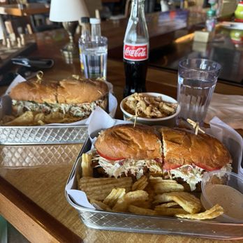 Da Whip - Sports Bars Near Me - Kailua-Kona, Hawaii Da Whip - Sports Bars Near Me - Kailua-Kona, Hawaii