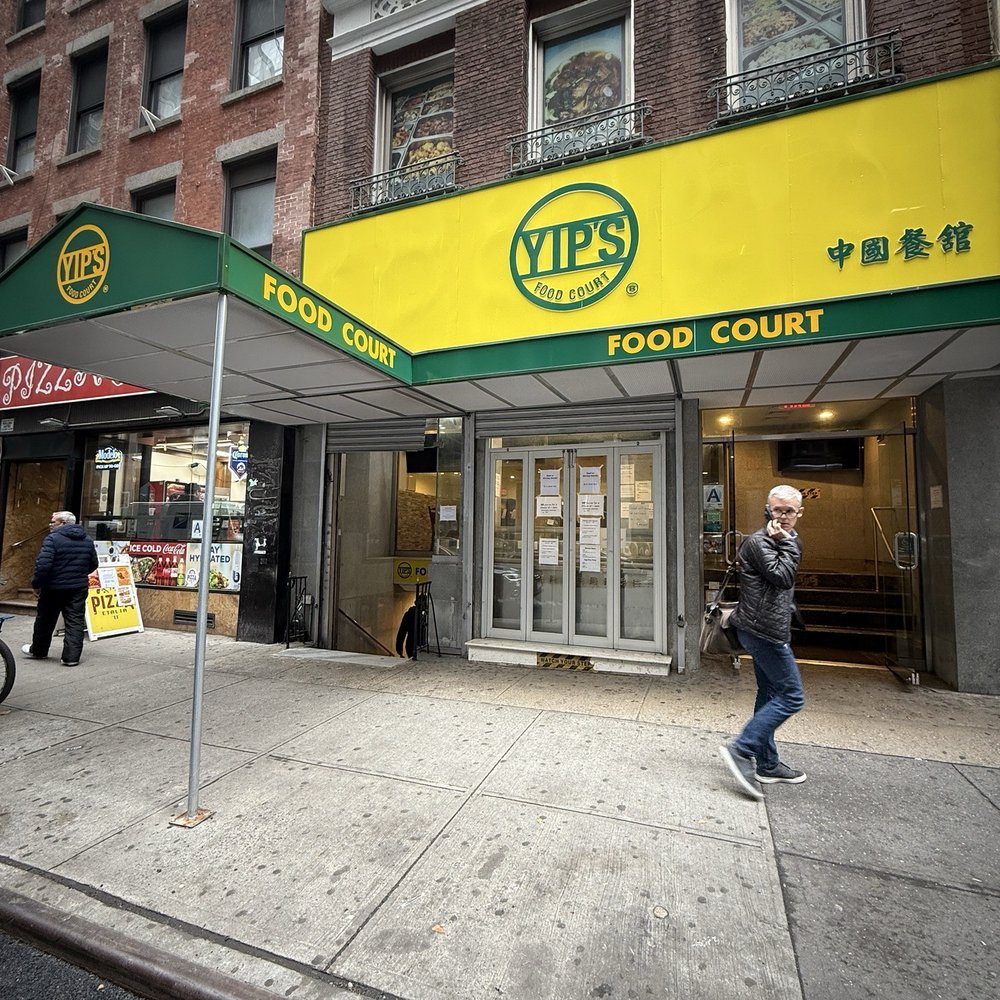 Yip's - All yellow and green outside with steps at the entrance - Chinese Near Me - New York, New York Yip's - All yellow and green outside with steps at the entrance - Chinese Near Me - New York, New York