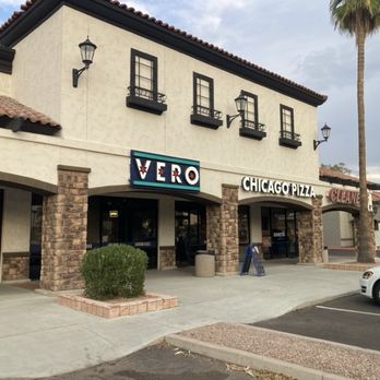 Vero Chicago Pizza - Pizza Near Me - Mesa, Arizona