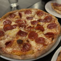 Spiazzo Ristorante - Pizza con Pepperoni