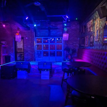 Mikey's Late Night Slice - Pizza Near Me - Cincinnati, Ohio