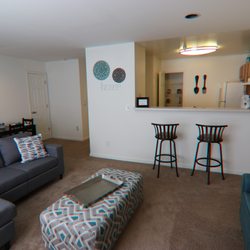 Branchester Lakes Apartments
