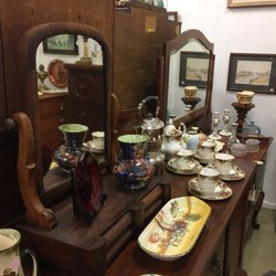 Ring Road Antique Centre - Just the things I love!