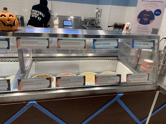 The Charmery Walter Reed by null