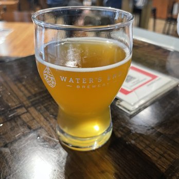 Water's End Brewery - Damn good beer (golden ale) - Breweries Near Me - Woodbridge, Virginia Water's End Brewery - Damn good beer (golden ale) - Breweries Near Me - Woodbridge, Virginia
