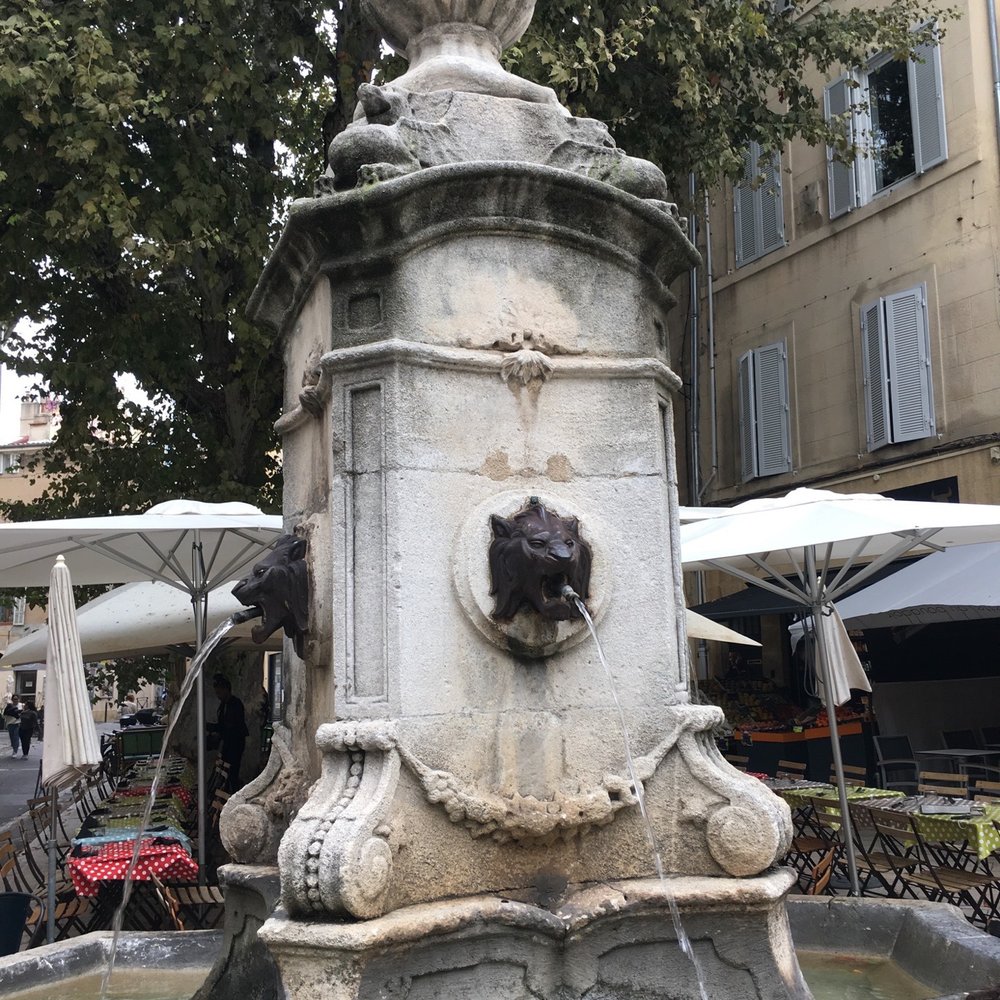 Le Cours Mirabeau - Landmarks & Historical Buildings Near Me - Aix-en-Provence, 13 Le Cours Mirabeau - Landmarks & Historical Buildings Near Me - Aix-en-Provence, 13