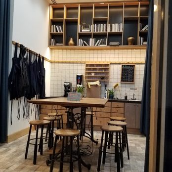 Commonwealth Joe - Cafes Near Me - Arlington, Virginia