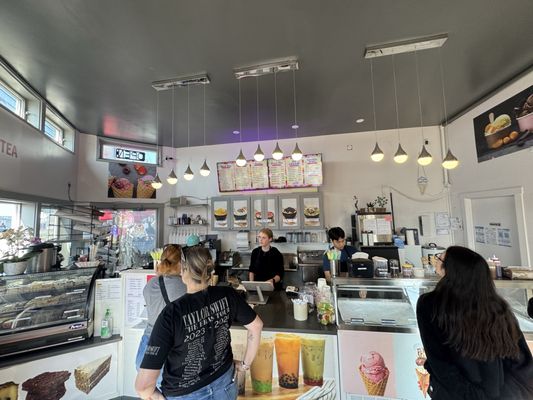 Alki Ice Cream & Bubble Tea by null