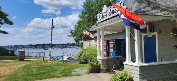 Clam Shack by null