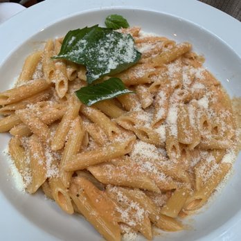 Il Cortile - Penne creamy vodka - Italian Near Me - New York, New York Il Cortile - Penne creamy vodka - Italian Near Me - New York, New York