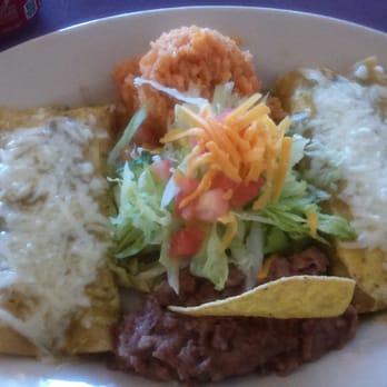 Los Beto's Restaurant - Mexican Near Me - Del Rio, Texas