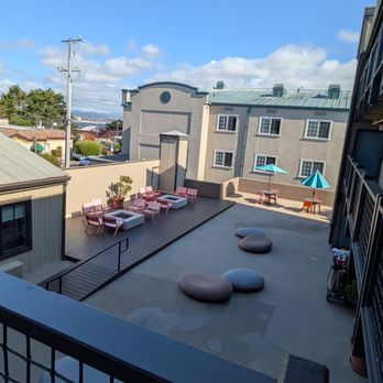 Wave Street Inn - 2nd floor fireplaces - Hotels Near Me - Monterey, California Wave Street Inn - 2nd floor fireplaces - Hotels Near Me - Monterey, California