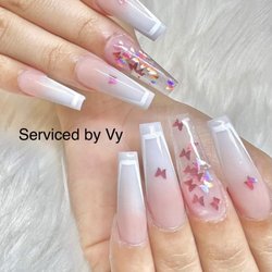 Elegant Nail Spa - Hilltop