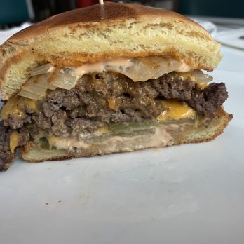 Hi-Lo Diner - Smash Burger - Diners Near Me - Minneapolis, Minnesota