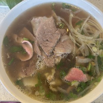 Pho Tasty - 12. Pho with Rare Steak, Brisket, Brisket Point, Tendon and Tripe - Vietnamese Near Me - Artesia, California