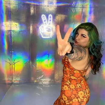 Original Selfie Museum - Art Museums Near Me - Seattle, Washington