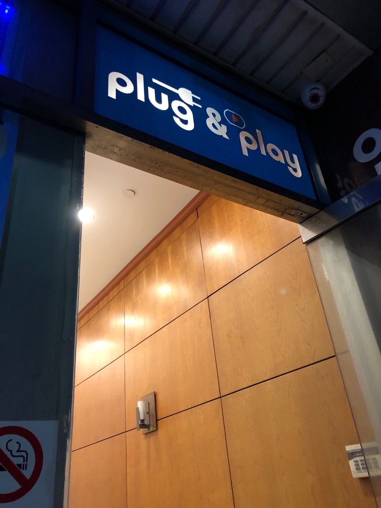 PLUG AND PLAY GAMING CAFE 13 Photos & 20 Reviews 15007 Northern