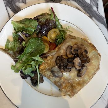 LA PARISIENNE FRENCH BISTRO - Updated January 2025 - 785 Photos & 372