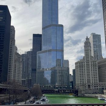 Chicago Riverwalk - Landmarks & Historical Buildings Near Me - Chicago, Illinois