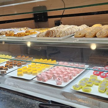 Shiki Seafood Buffet - Desserts - Buffets Near Me - Temple City, California Shiki Seafood Buffet - Desserts - Buffets Near Me - Temple City, California