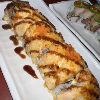 Tampopo Restaurant - Baked Salmon Roll - Sushi Bars Near Me - Gardena, California