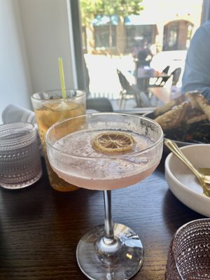 Pink Ivy Kitchen and Bar by null