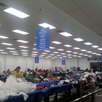 Goodwill Clearance Center - Bins and bins of junk... - Thrift Stores Near Me - Phoenix, Arizona Goodwill Clearance Center - Bins and bins of junk... - Thrift Stores Near Me - Phoenix, Arizona