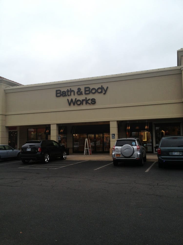 BATH & BODY WORKS Updated September 2024 2000 N Rock Rd, Wichita, Kansas Cosmetics