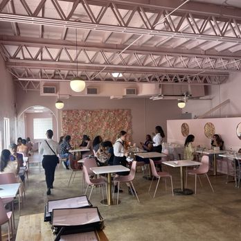 Bien Mérité - main dining area - Bakeries Near Me - Corpus Christi, Texas