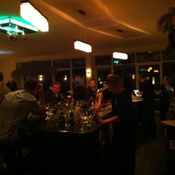 Bar Bistro Living