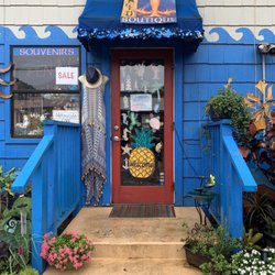 Under The Sea Gallery - Under the Sea Gallery Store Entrance