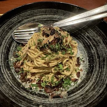Komodo Miami - Wild Mushroom Lo Mein - Asian Fusion Near Me - Miami, Florida