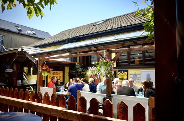 Danno's Restaurant & Bar by null