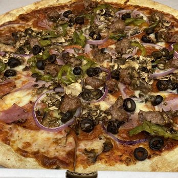 Red Rock Pizza - Red Rock Supreme - Pizza Near Me - Las Vegas, Nevada Red Rock Pizza - Red Rock Supreme - Pizza Near Me - Las Vegas, Nevada