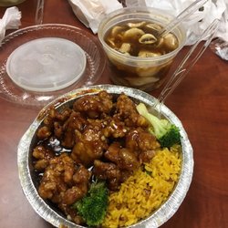 China Inn Restaurant - $5.55 General Tso's Chicken lunch special