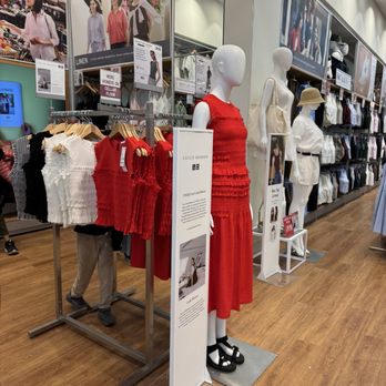Uniqlo - Men's Clothing Near Me - Chicago, Illinois Uniqlo - Men's Clothing Near Me - Chicago, Illinois