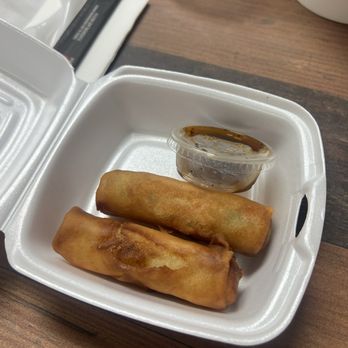 Toss-Fried Chicken and Ramen - Vegetable spring rolls - Ramen Near Me - Tucson, Arizona