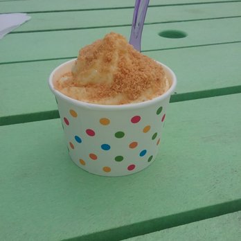 Tweets Ice Cream Cafe - Dole pineapple whip with toasted coconut flakes - Desserts Near Me - Wading River, New York