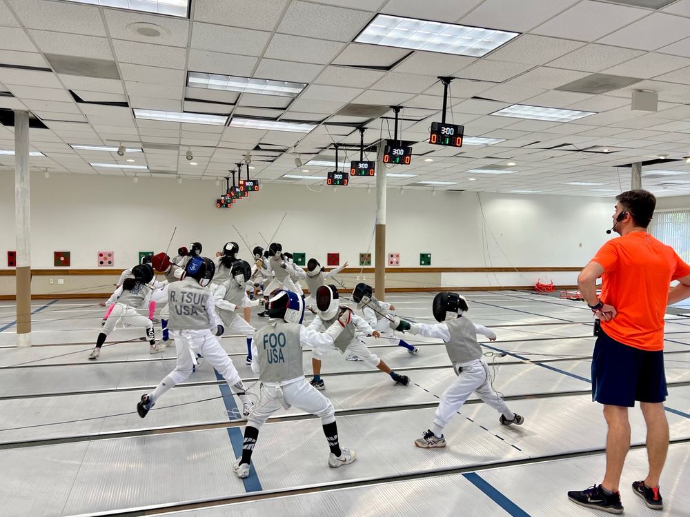 SOCAL FENCING CENTER Updated September 2024 86 Photos 1988 N