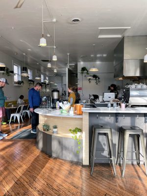 Switchback Coffee Roasters - Shooks Run by null