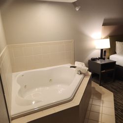 Country Inn & Suites by Radisson, Galena, IL