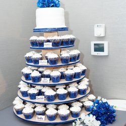 Cake Artista - Wedding cake/cupcakes #knottawingo2019