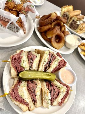 Pickles & Rye Deli by null